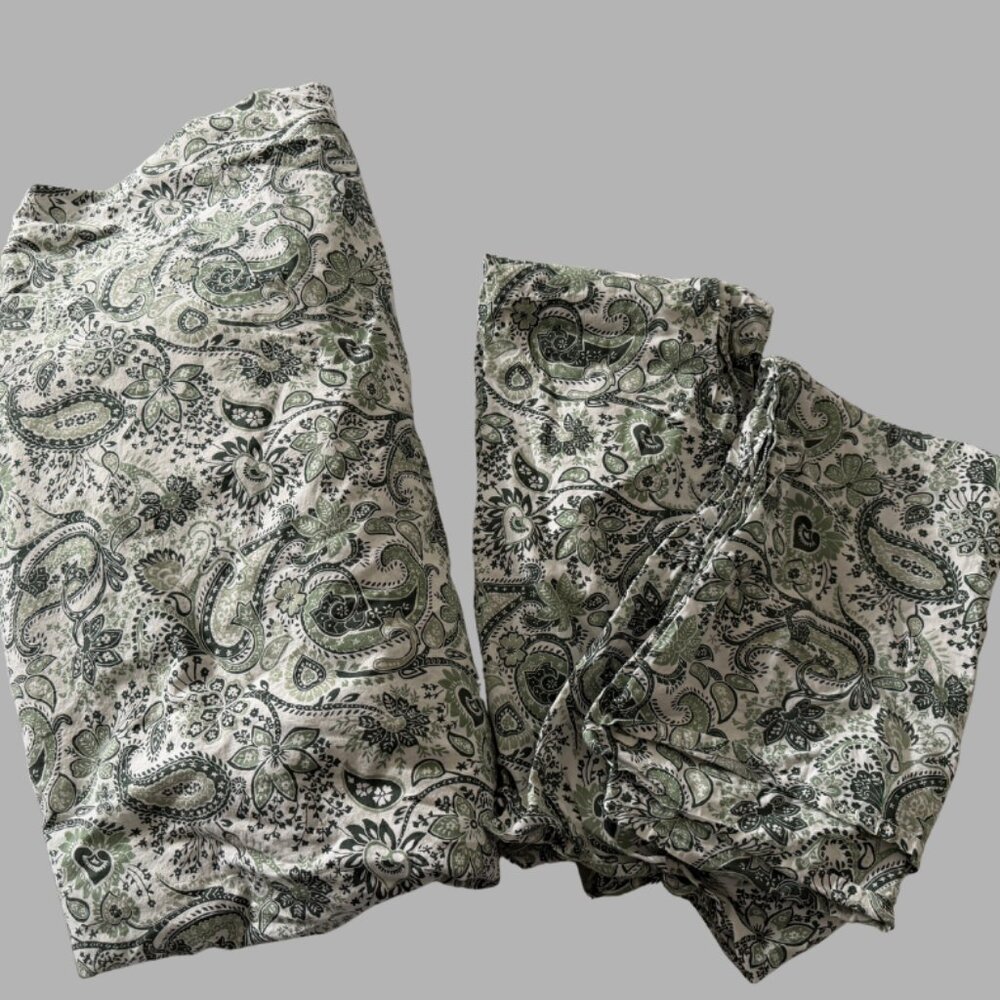 IKEA Rodgersia Green Paisley King Duvet Set (Includes Shams)